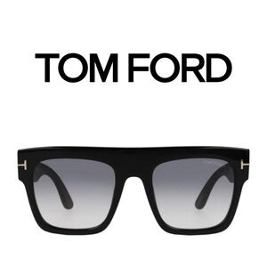 TOM FORD Renee FT0847 Shiny Black Grad Smoke Plastic 52 m Women's Sunglasses